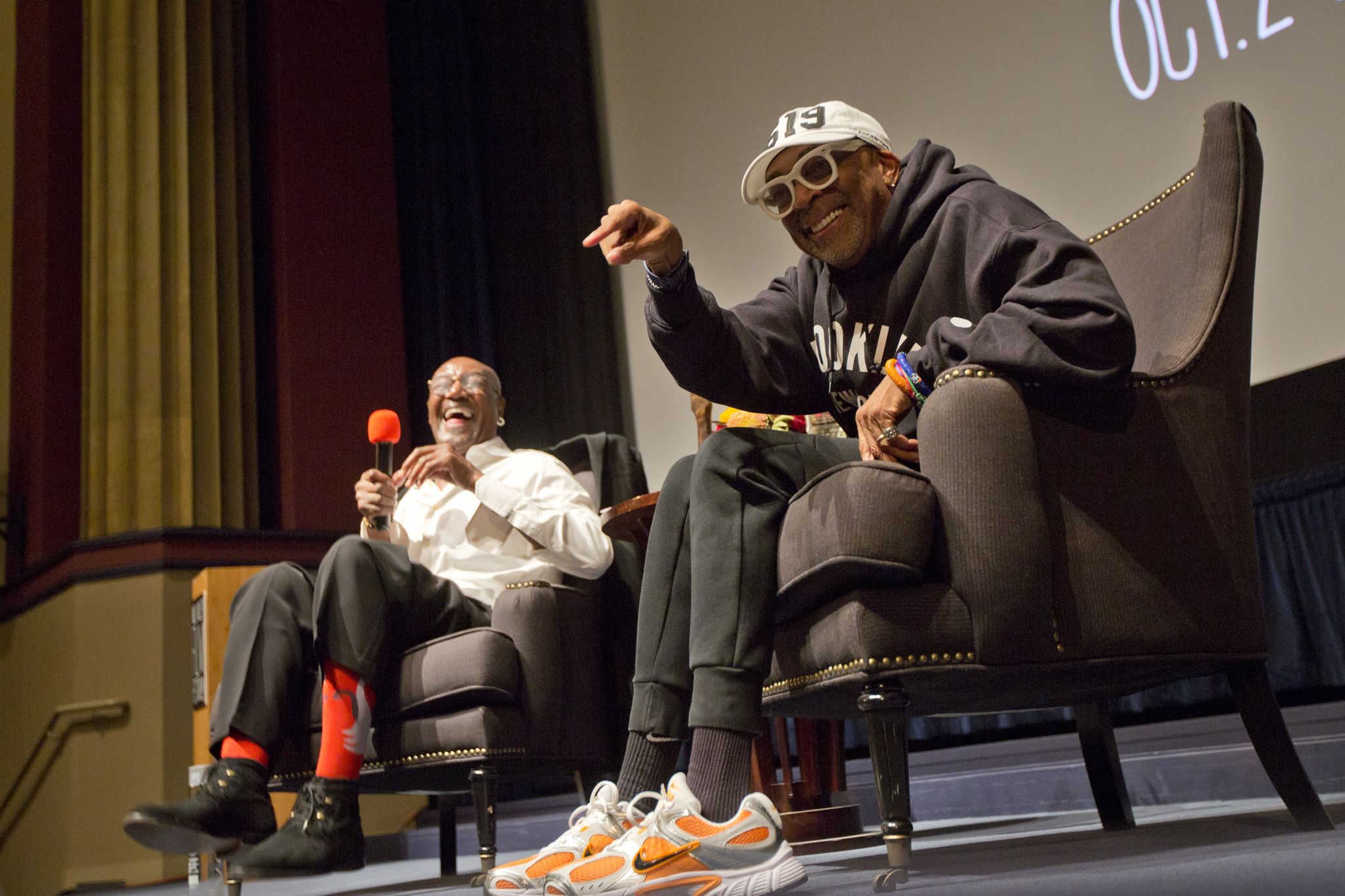 KnicksInfoTweet's tweet card. At Mill Valley Film Festival, Spike Lee recalls shooting "Sucker Free City" in San Francisco and trades memories with Bay Area actor Delroy Lindo.