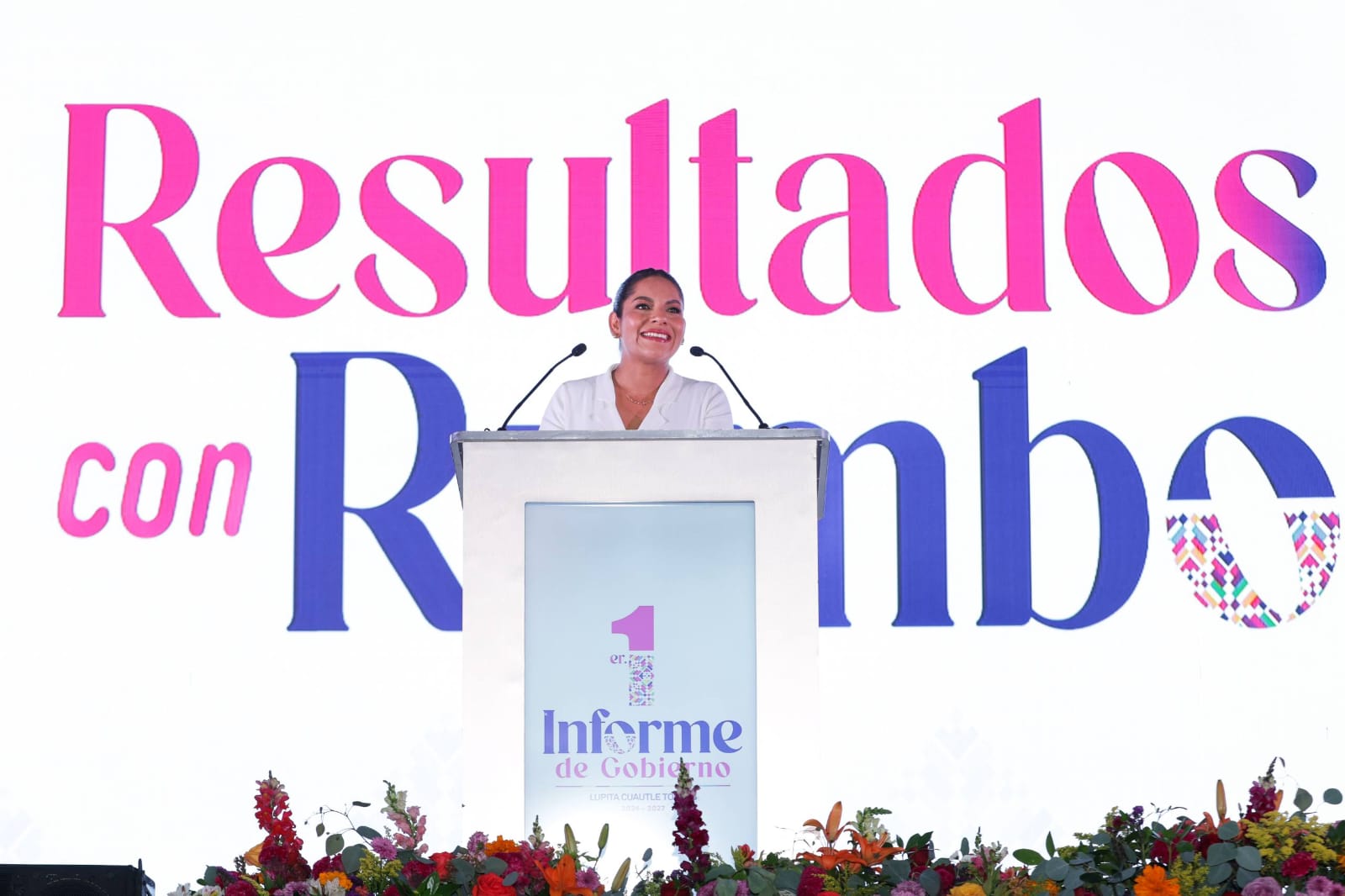 EsPajoNews's tweet card. -Rinde Lupita Cuautle Torres su primer Informe de Gobierno