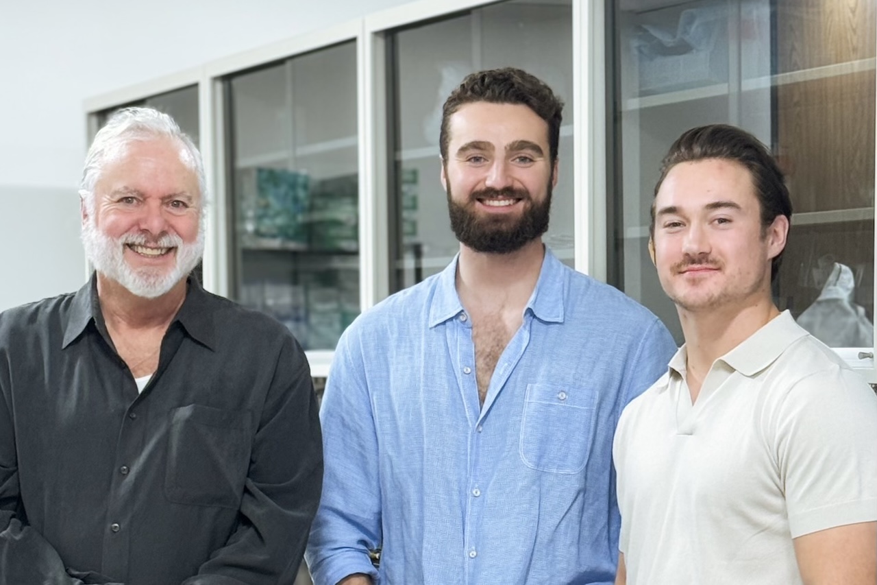 StepStoneVC's tweet card. With $7M in funding, Miist’s inhaled therapies promise 92% symptom relief in two minutes, redefining fast-acting drug treatments.