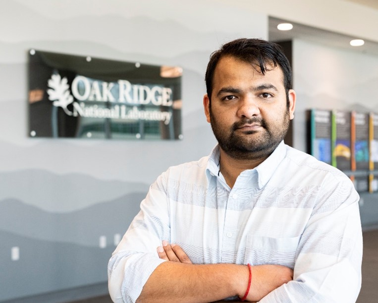 ORNL's tweet card. Dixit receives Toyota Young Investigator Fellowship from Electrochemical Society | ORNL