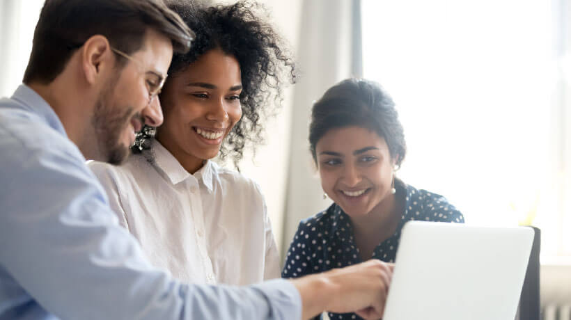 eFrontLearning's tweet card. Do your efforts to promote lifelong learning at work keep hitting a wall? These 9 tips will help you design lifelong training courses for the win.