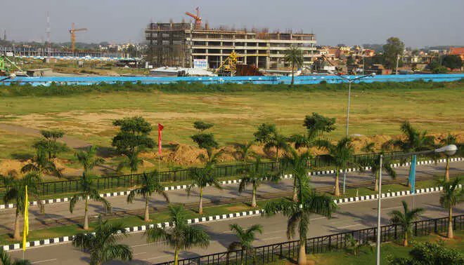 I_DailyNews's tweet card. Under CM Bhagwant Mann’s ‘Mission Investment’, Punjab is emerging as North India’s next IT powerhouse, with Infosys building a 30-acre state-of-the-art campus in two phases.