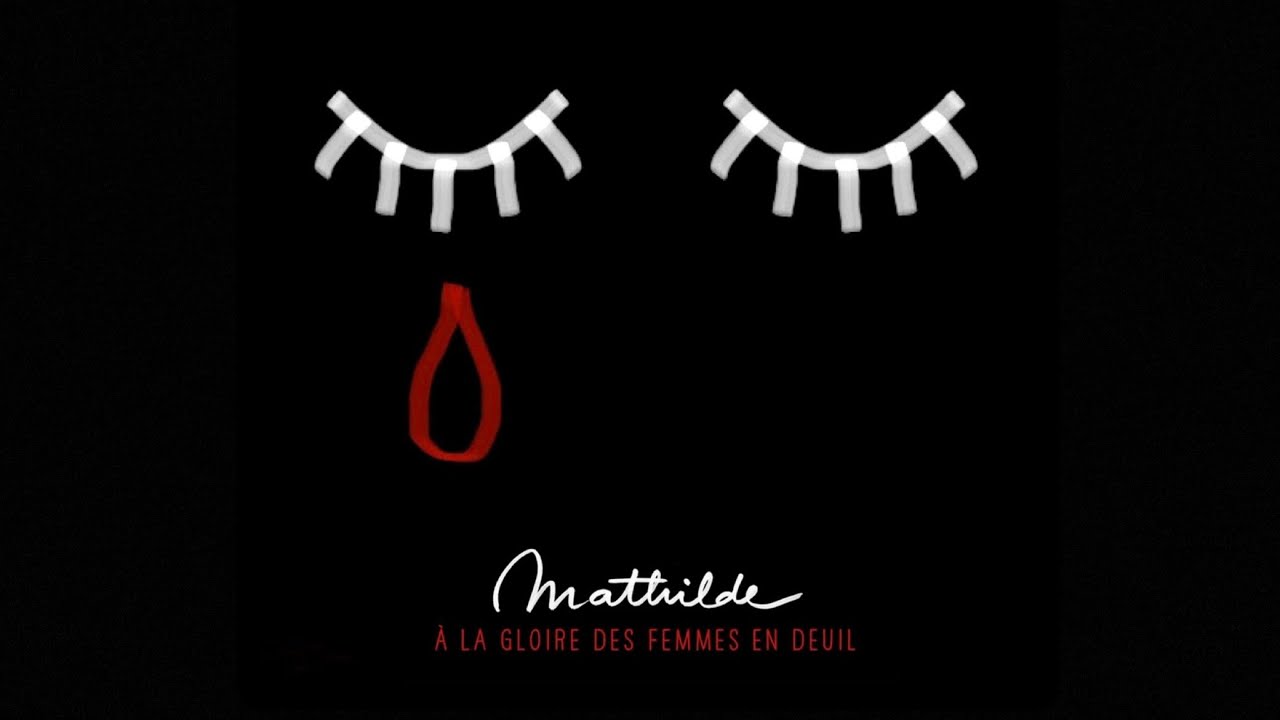 o_elixir's tweet card. MATHILDE · A la gloire des femmes en deuil