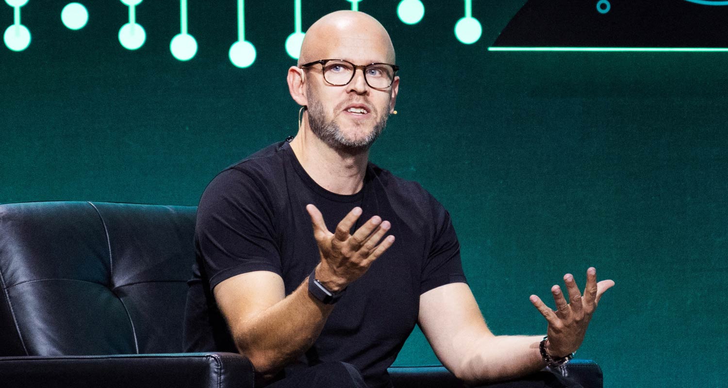 Theunis_VR's tweet card. Daniel Ek, the founder and CEO who built Spotify into a global streaming leader, will step down from his executive position in January.