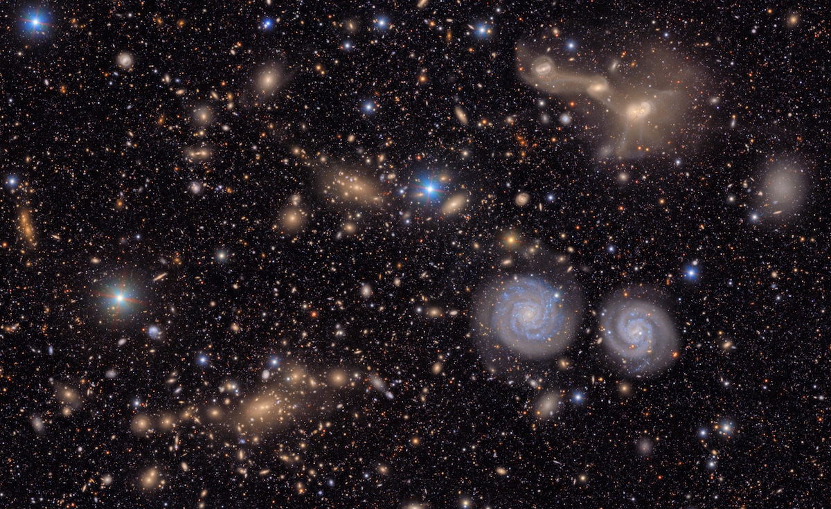 PostTech's tweet card. The Rubin telescope, featuring a 3,200-megapixel camera, promises to see more galaxies than ever before.