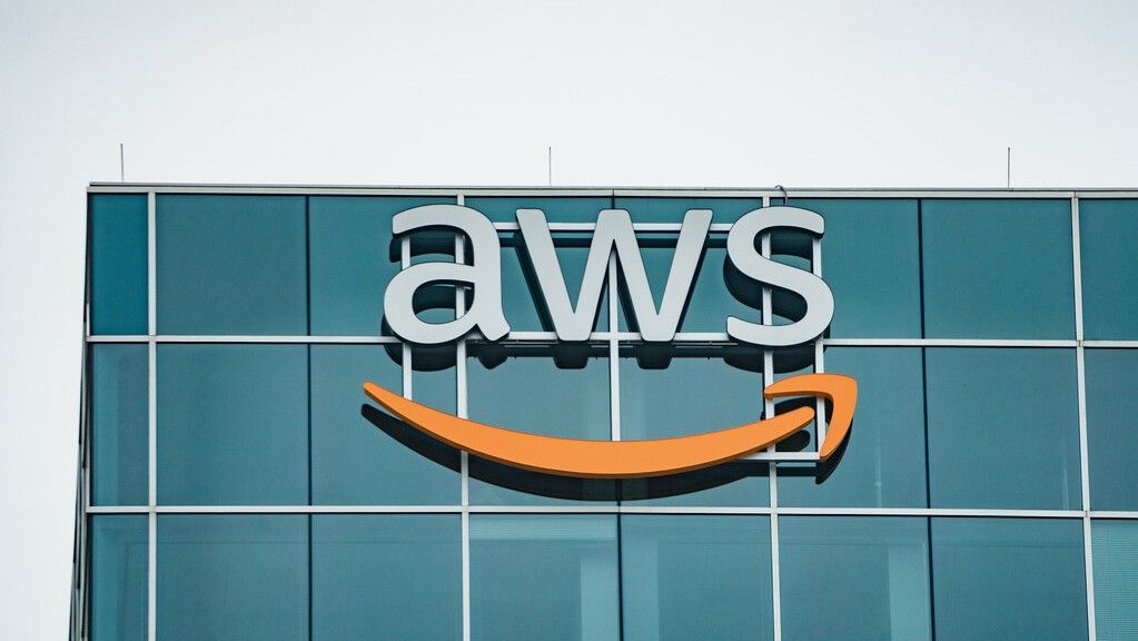 techradar's tweet card. Work apps, banking service and more all affected in AWS outage
