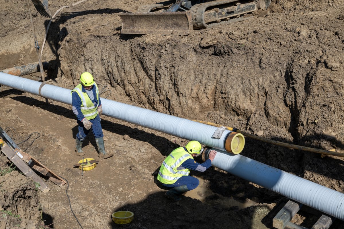 PicoFlowControl's tweet card. A bypass gas pipeline support will enable the future construction of the PIK PAK children's home, contributing to a better community for children.