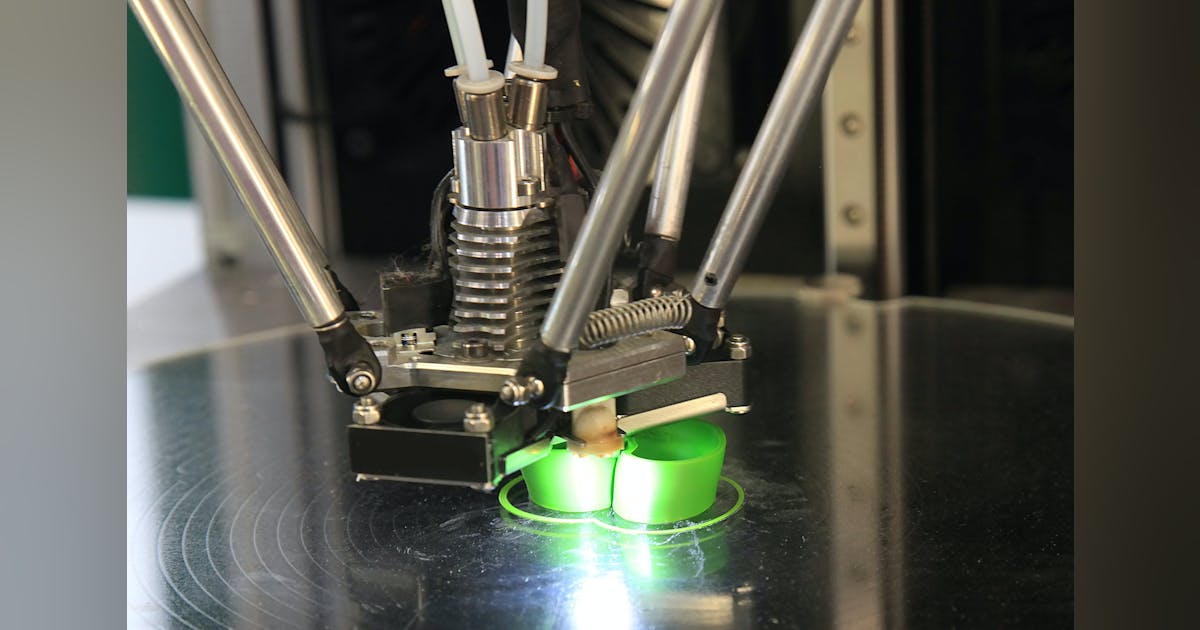 MachineDesign's tweet card. An industry insider offers a take on the potential of additive manufacturing and 3D printing and how the industry is affected by major trends this year.