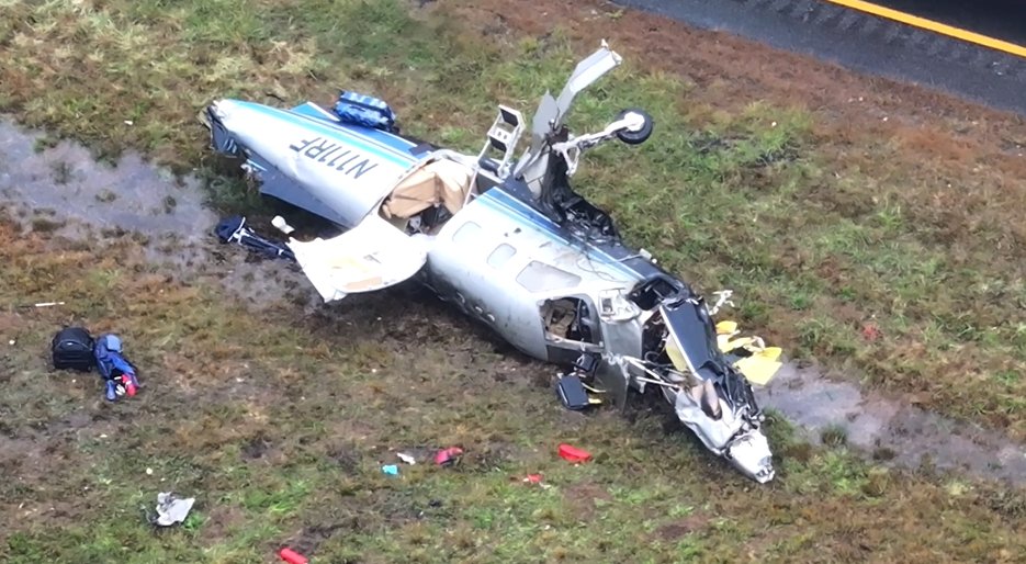 ABC6's tweet card. A Dartmouth plane crash on I-195. (David Curran)DARTMOUTH, Mass. (WLNE) — The Bristol County District Attorney’s Office has identified the two victims who died from a plane crash in Dartmouth on...