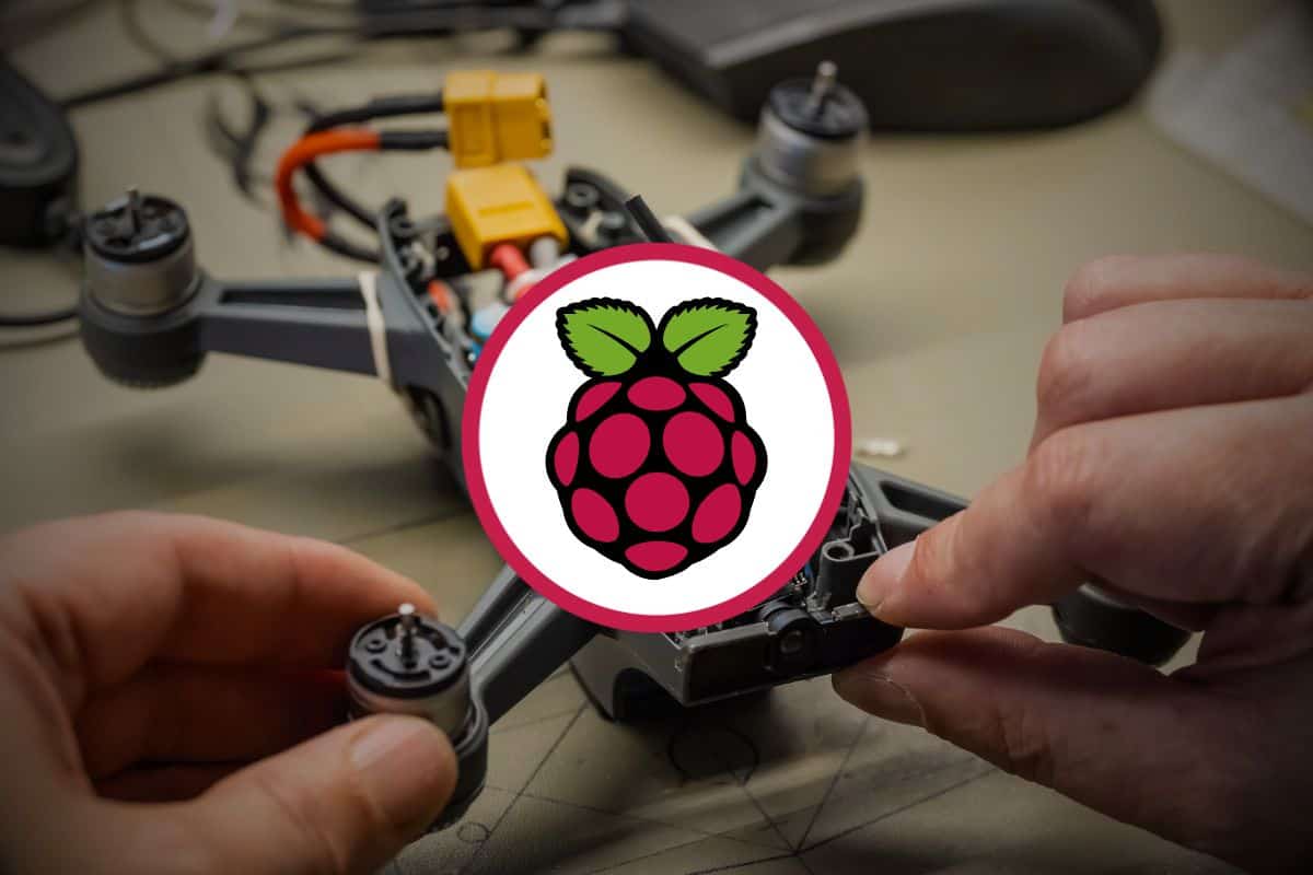 RaspberryTipsFR's tweet card. Il est possible de créer un drone en utilisant un Raspberry Pi. Le Raspberry Pi agit comme le centre névralgique et intègre les données du contrôleur de vol aux capteurs. Ajouter un Raspberry Pi à un...