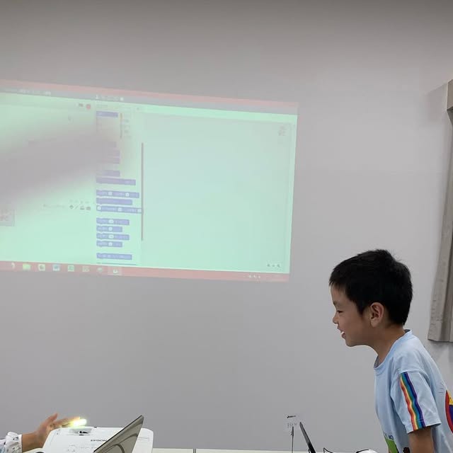 CoderdojoSennan's tweet card. CoderDojo せんなん (@coderdojo.sennan) • Instagram photo