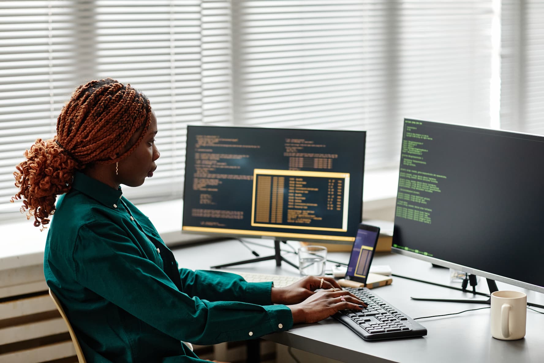 TechPolicyLab's tweet card. The AI Equity Lab highlights leading voices and figures in artificial intelligence in recognition of Women's History Month.
