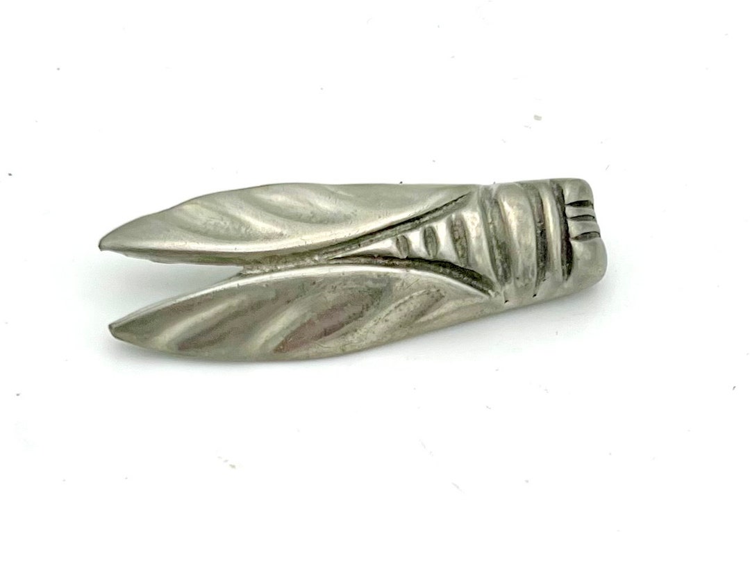 serendipitytrea's tweet card. This Brooches item by serendipitytreasure has 27 favorites from Etsy shoppers. Ships from Huntington Beach, CA. Listed on Oct 13, 2025