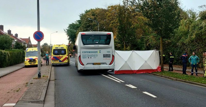 Ernstig ongeval tussen fietsster en lijnbus