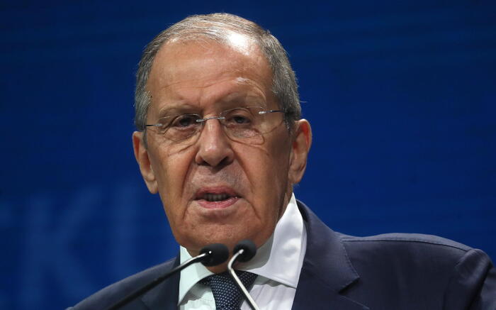 LukeSQL's tweet card. L'andamento della campagna elettorale negli Stati Uniti è uno spettacolo pietoso, ha affermato il ministro degli Esteri russo Sergej Lavrov, come riferisce la Tass. "Sul serio, ovviamente, è uno...