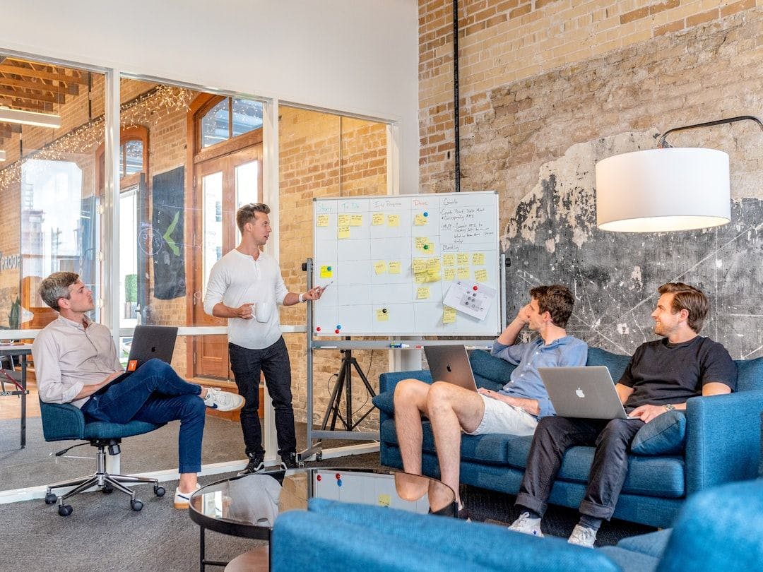 hackernoon's tweet card. Salesforce NetSuite integration explained: step-by-step setup, key methods, benefits, and pitfalls to avoid for smooth CRM and ERP connection.