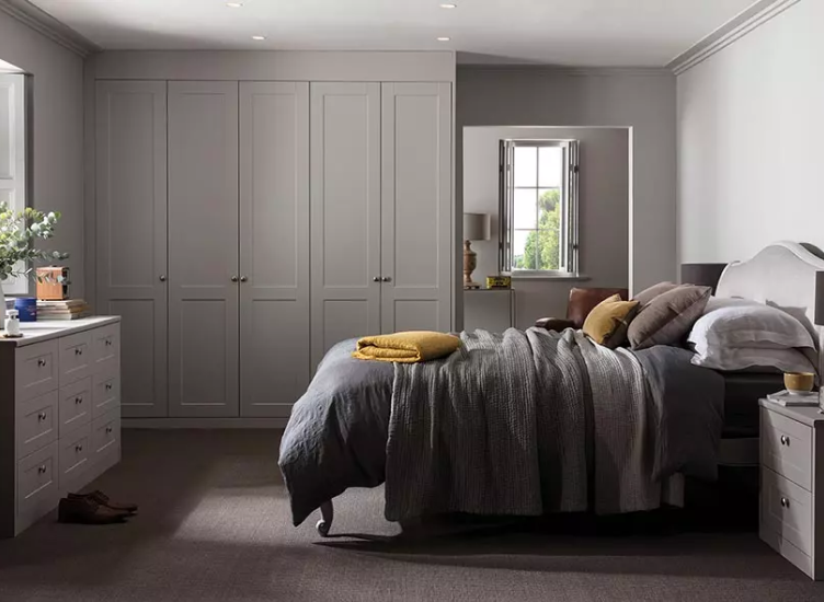 CosyHomeBlog's tweet card. Discover the essence of Shaker style bedroom furniture and create a calm, clutter-free and peaceful oasis in your bedroom.