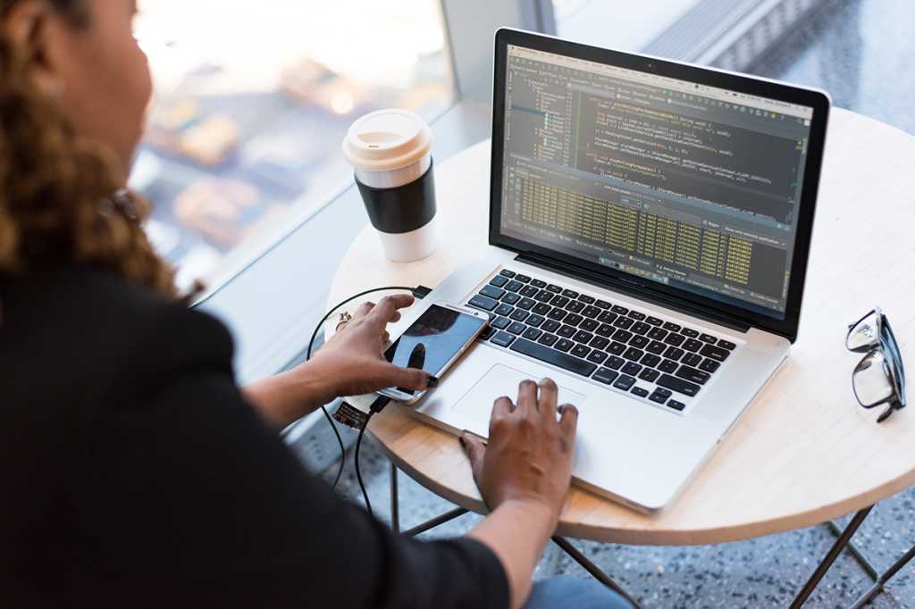 java's tweet card. Long-Term Support release, with features ranging from structured concurrency and compact object headers to ahead-of-time method profiling and JFR CPU-time profiling on Linux, is now generally...