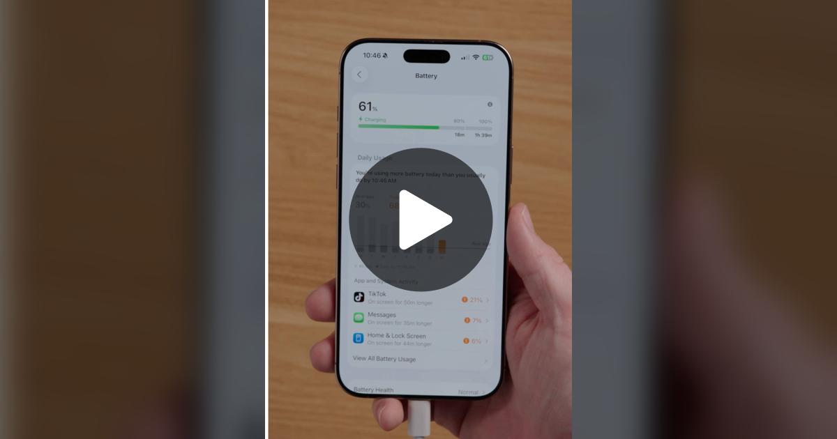 AndroidEducator's tweet card. 321.6K likes, 6330 comments. “Apple issued a rare warning about downloading iOS 26 😬”