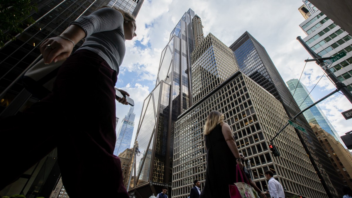thebigtime's tweet card. Staff at the bank’s lavish $3 billion headquarters in New York will only gain access with a fingerprint or eye scan