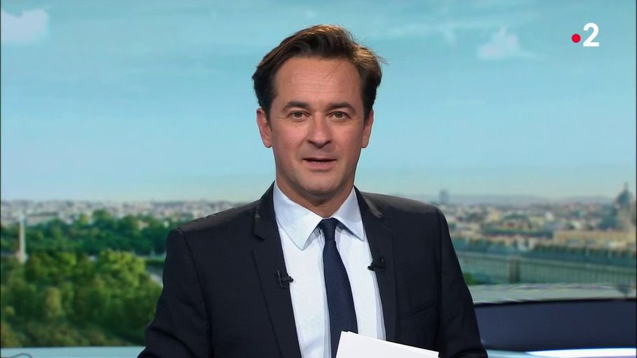 LCarbonFarming's tweet card. Voir ou revoir le JT de 13h du jeudi 24 octobre 2024. Le JT de 13 Heures du jeudi 24 octobre 2024 est présenté par Nathanaël de Rincquesen sur France 2. Au programme du journal télévisé du 24 octobre...