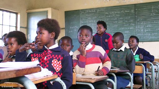 SchoolCoding's tweet card. The Western Cape Education Department has established coding and robotics clubs at almost a third of the Western Cape’s schools, thus fulfilling a pledge to do so by 2024. These clubs will form a...