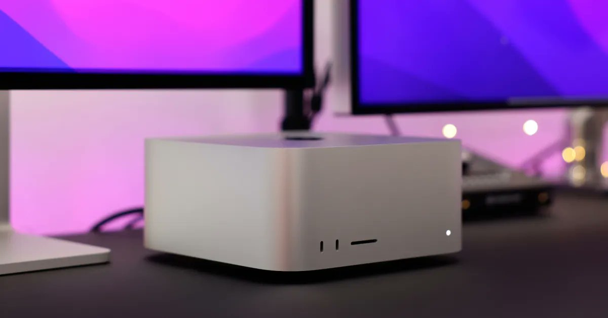 thetechbasic's tweet card. Apple refreshes the Mac Studio with powerful M4 Max and M3 Ultra chips, offering faster speeds, expanded storage, and Thunderbolt 5. Explore specs and pricing.