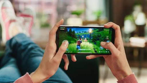 TechBizFlow6's tweet card. Explore the Top gaming trends 2025! From cutting-edge video games and esports growth to the rise of streaming platforms
