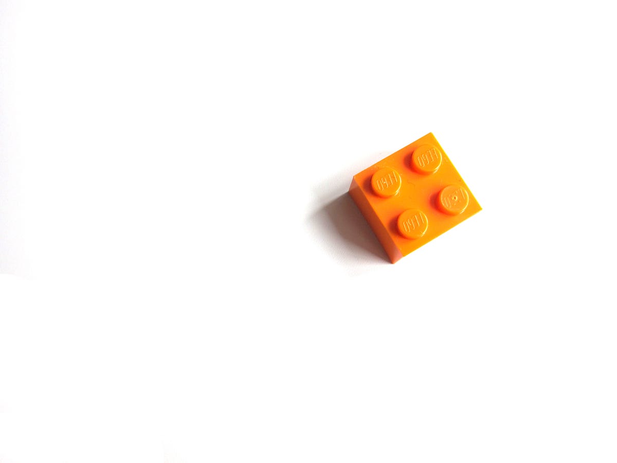 pandaquests's tweet card. It is probably because I’m not as smart as other developers, but I usually don’t understand theoretical concepts right away. I have to…