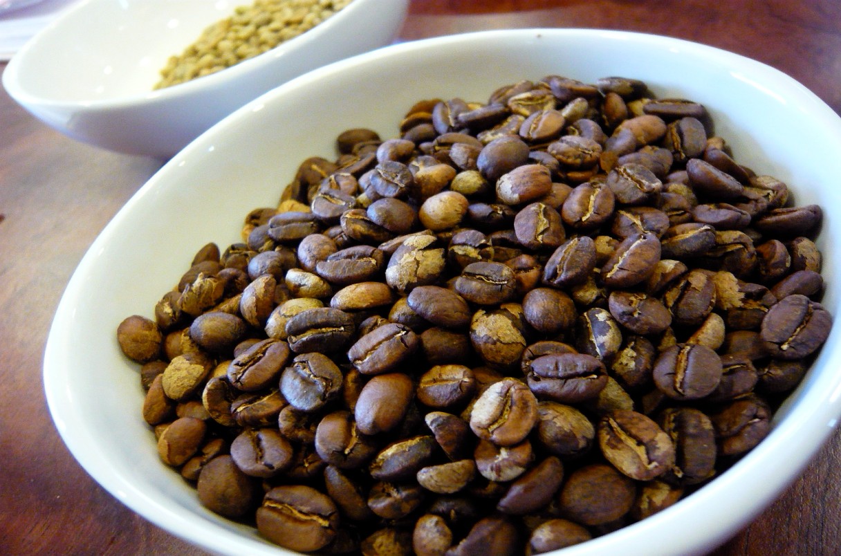 ScienceMagazine's tweet card. Genome of arabica plant reveals multiple chromosomes and other mutations that make arabica distinct