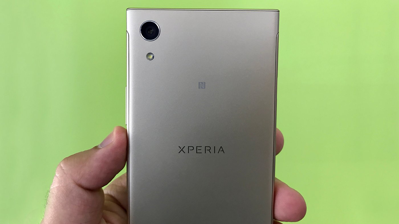 AndroidGuideO's tweet card. Sony has been investing a lot in the "super mid-range" market, and the new Xperia XA1 and Xperia XA1 Ultra are its latest attempt provide a little bit extra for less.