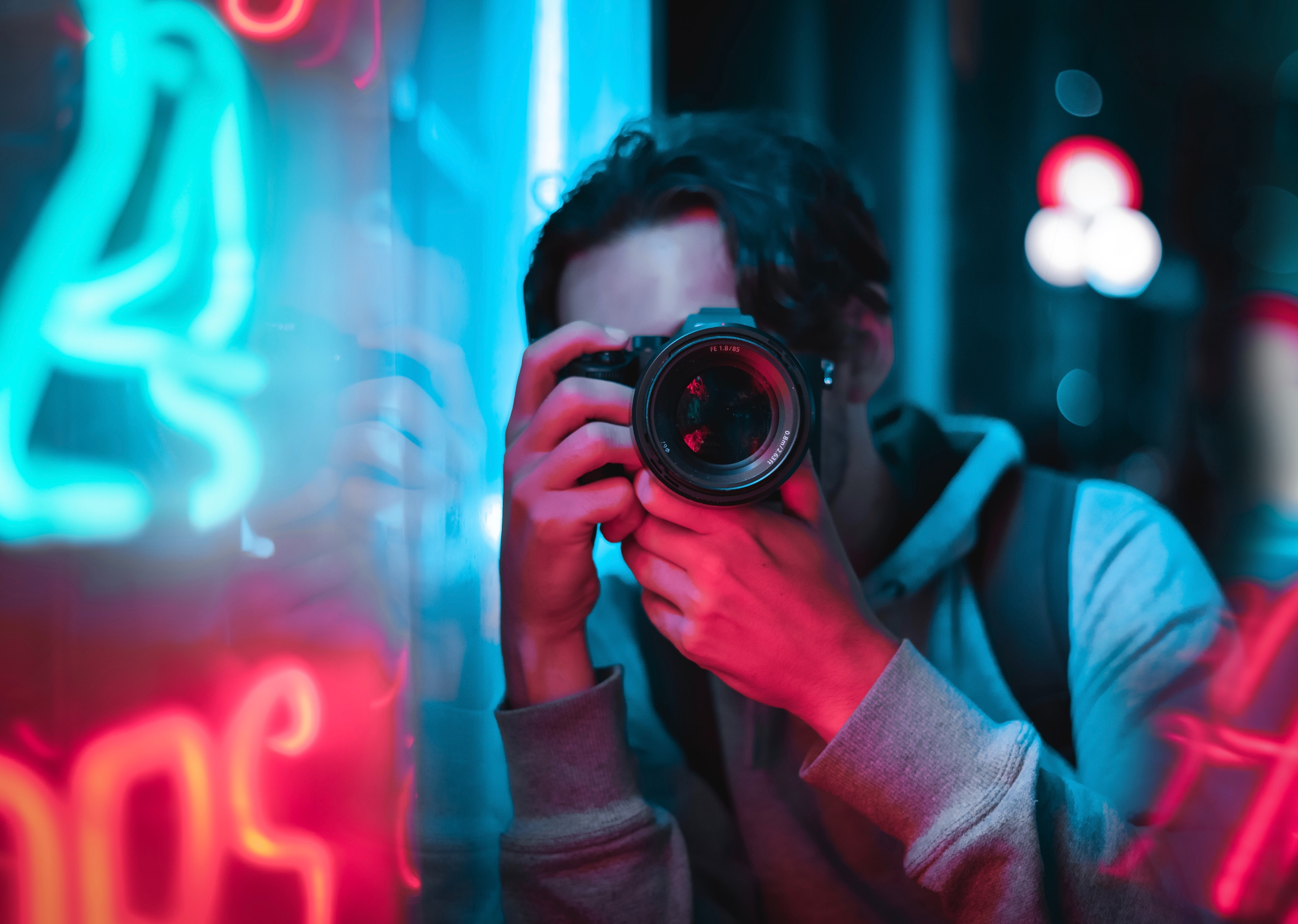 FilterPixelHQ's tweet card. Discover AI's impact on photography workflows. Here’s how to leverage its power for a more efficient photo culling and editing process.