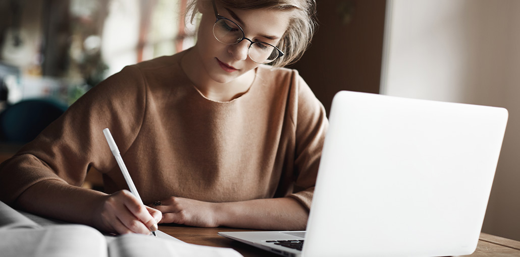 techtrendworld's tweet card. College homework is more daunting than high school. If you’re new to the system, use these five tips on writing assignments to get ahead and simplify...