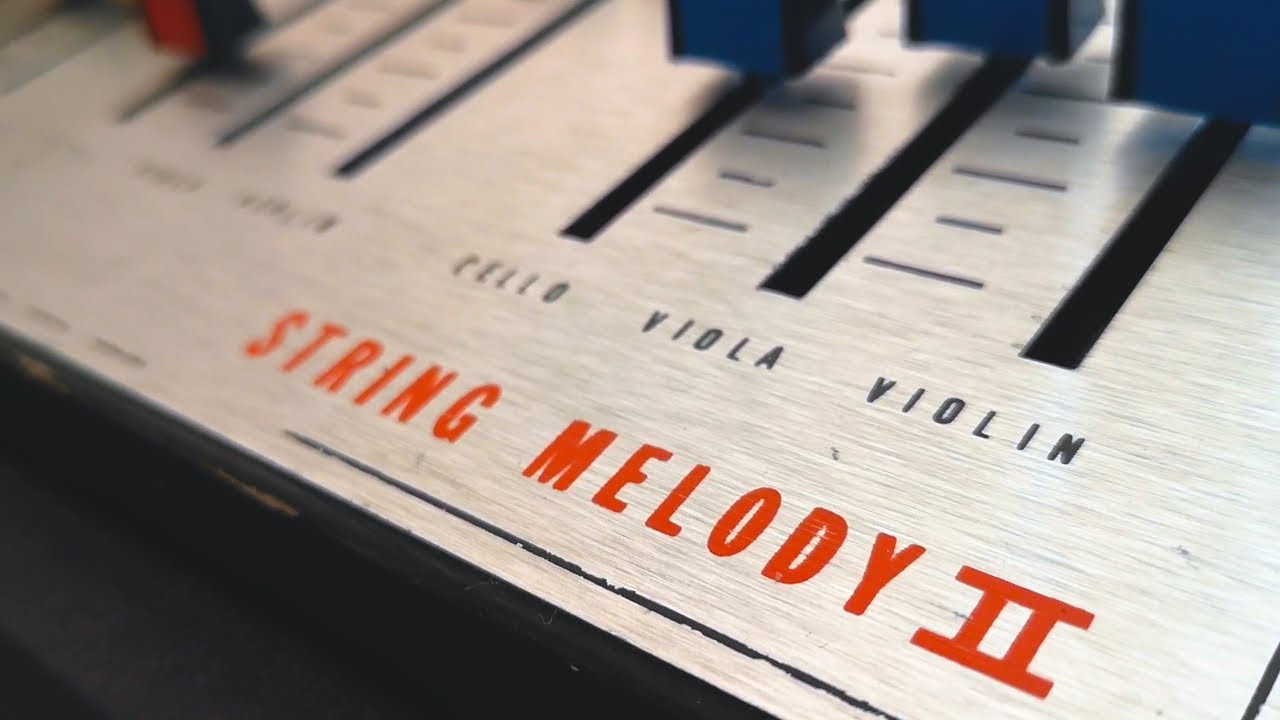 BenjaminDehli's tweet card. Logan / Hohner String Melody II