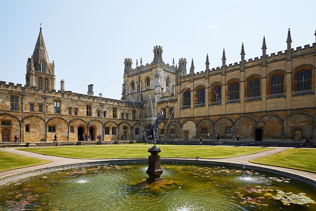 ChCh_Oxford's tweet card. Richard Stengel – former Under Secretary of State in the Obama administration and former Managing Editor of TIME – delivered a stark warning about the global decline of democracy at Christ Church’s...