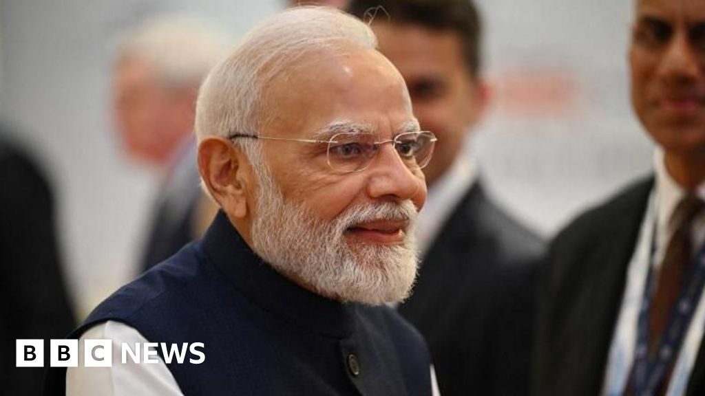 BBCWorld's tweet card. The Indian government says it is "not aware" of a call in which the US president claimed India's leader made the commitment.