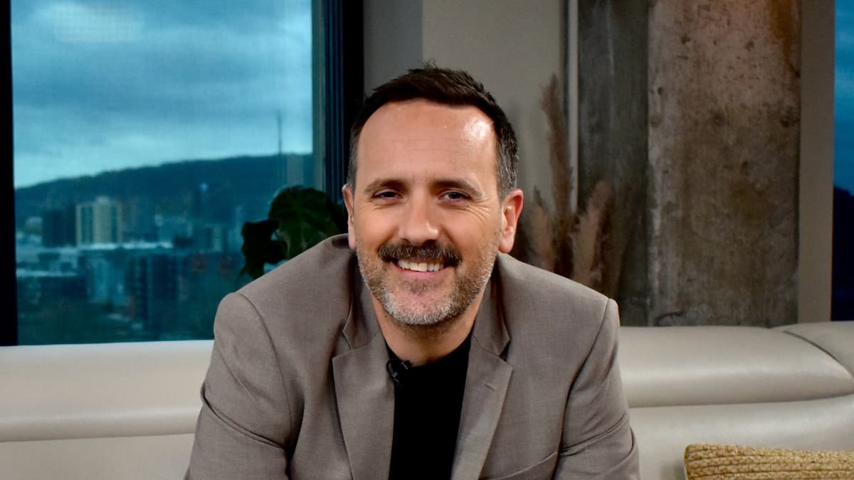 hugolanglois's tweet card. Le communicateur de 47 ans a passé plus de 20 ans en ondes sur plusieurs stations de radio de Québec.