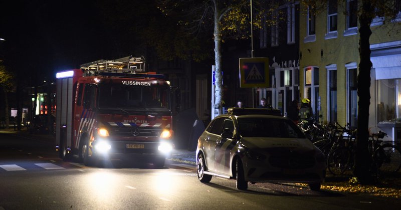 Hulpdiensten rukken uit voor brandmelding Badhuisstraat