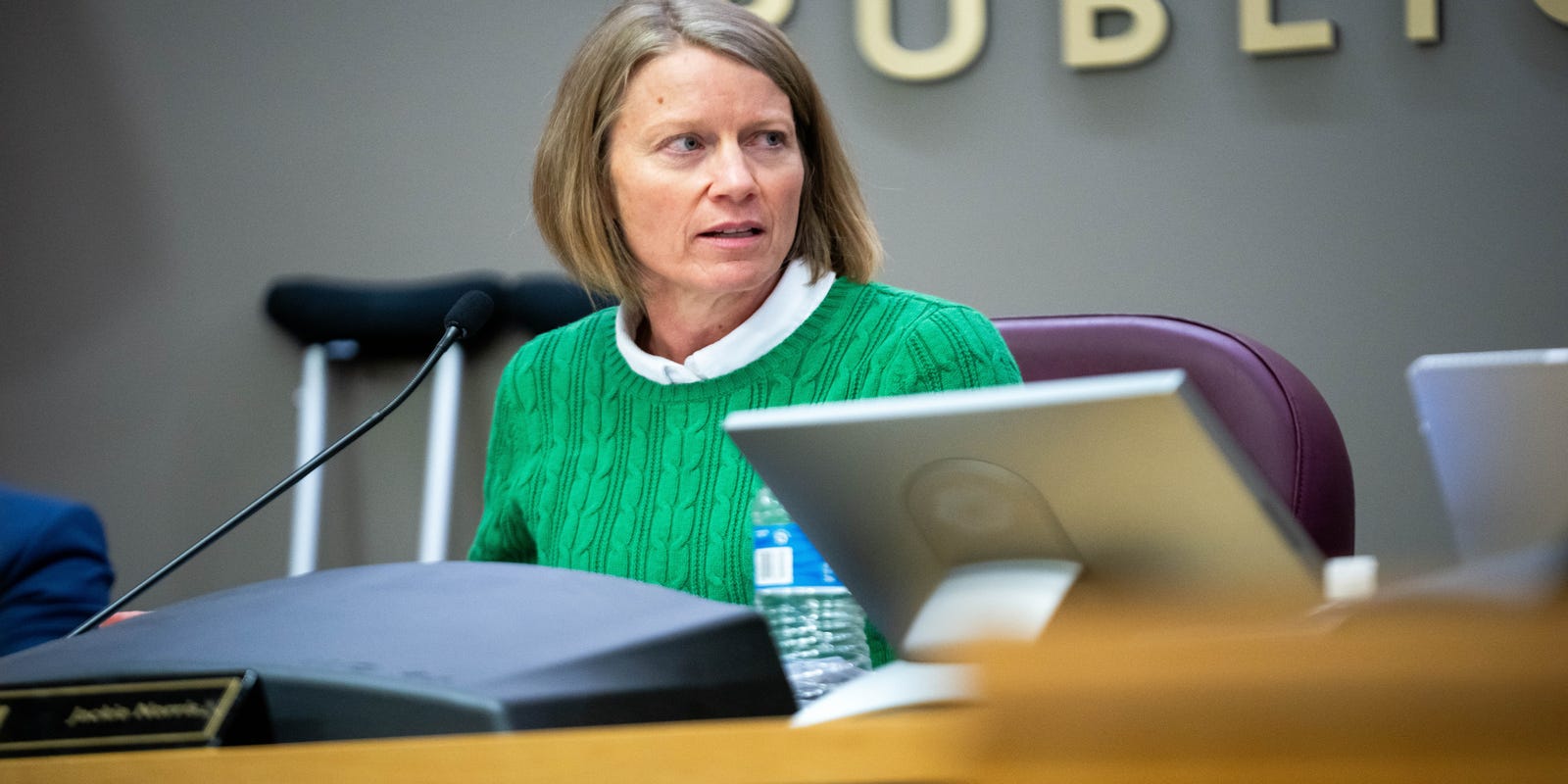 nick_el_hajj's tweet card. DMPS board chair Jackie Norris filed a police report after receiving sexist messages as the board faces growing backlash over the arrest of Ian Roberts.