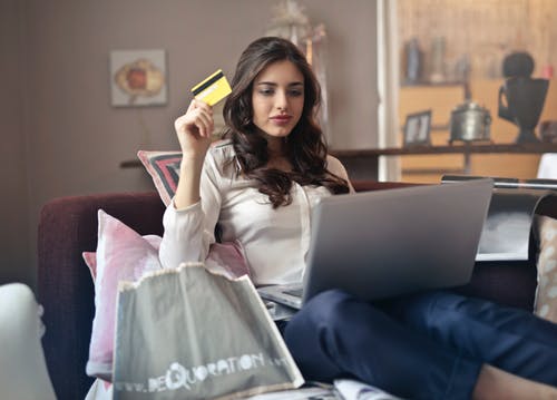 VContenting's tweet card. The world of e-commerce is getting more and more formidable by the hour. In 2018, the total worldwide e-commerce sales …