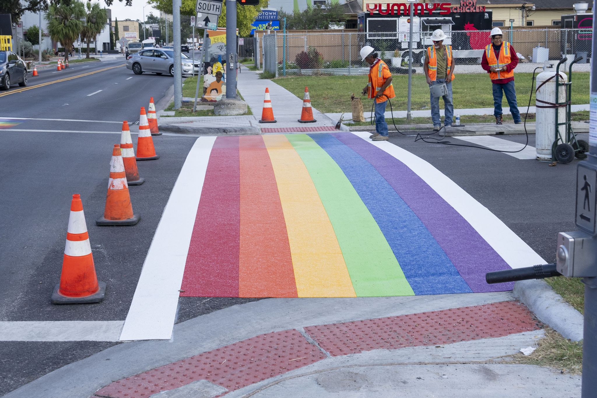 evan7257's tweet card. The Houston Chronicle editorial board wants the city's mayor to stand up against state and federal incursion into local decisions about crosswalk design — and stand up for our LGBT community.