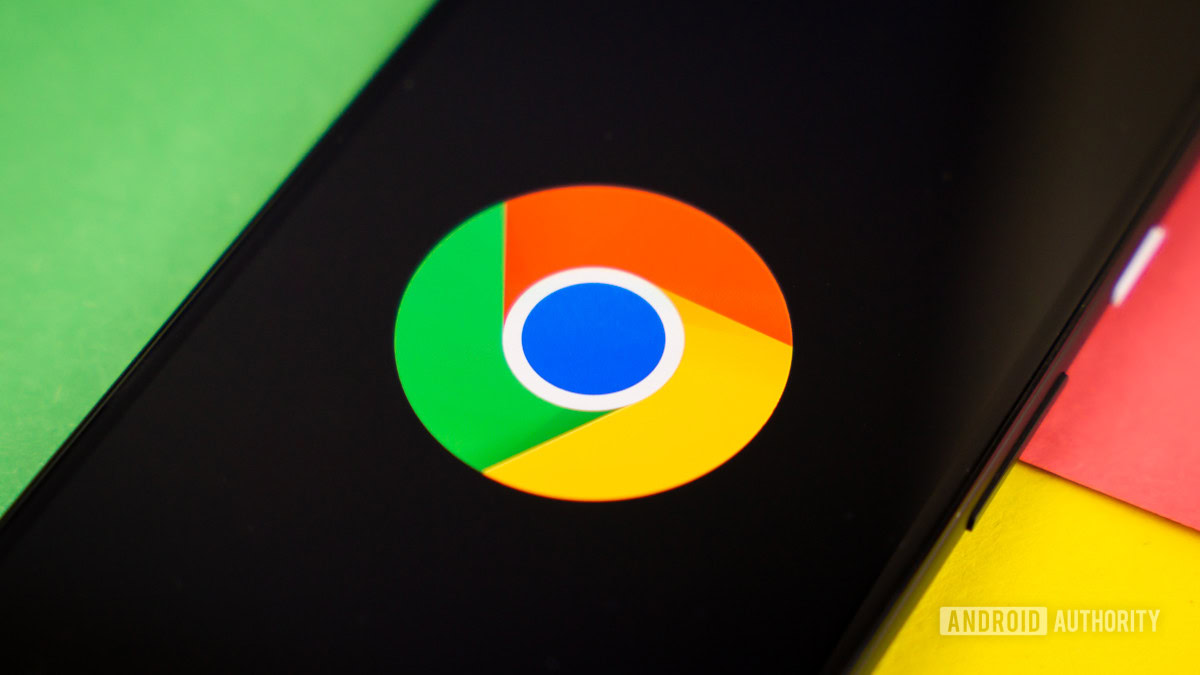 _tech_robot_'s tweet card. Chrome is getting a new trick for cutting off sites that deliver notifications you're not actually interacting with.