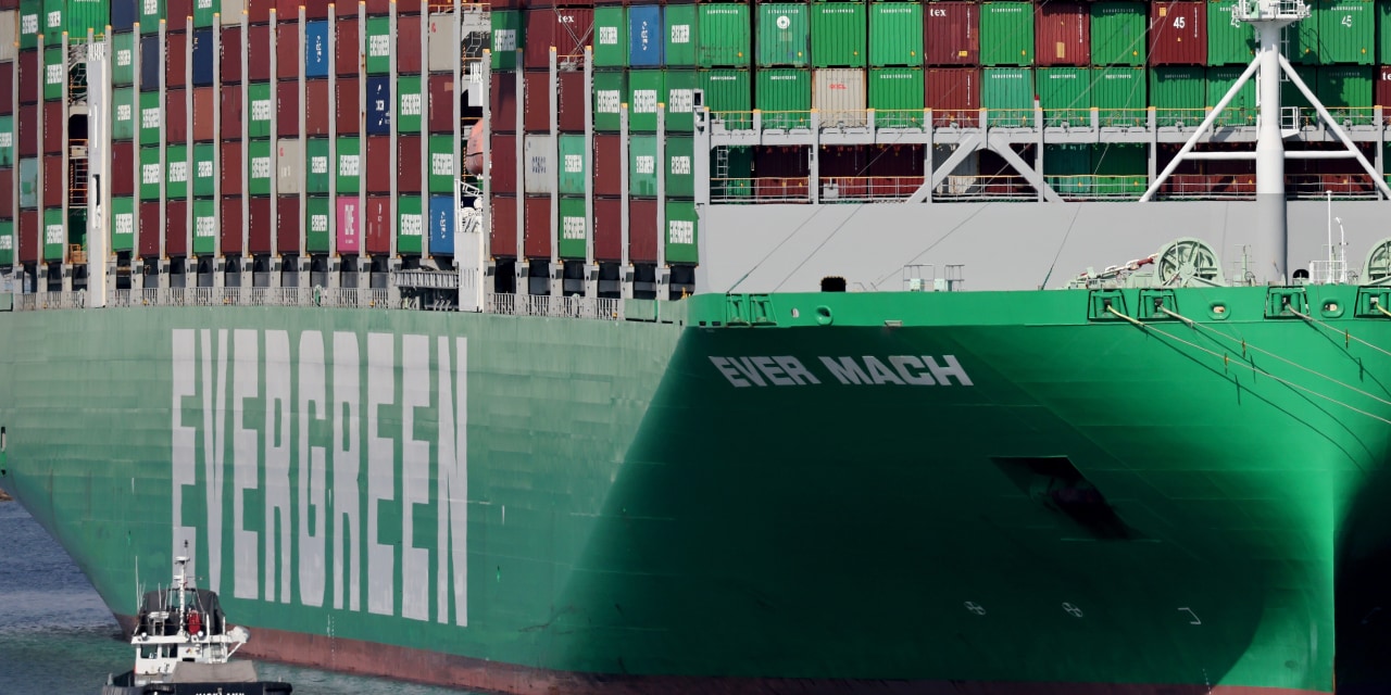WSJ's tweet card. Proposal for shipowners to pay a fee for their carbon emissions had been criticized by the U.S.
