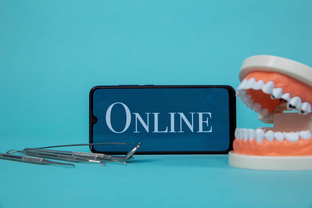 techwizw's tweet card. Discover step-by-step strategies to optimize your orthodontist website for local SEO and turn local searches into real patient appointments.