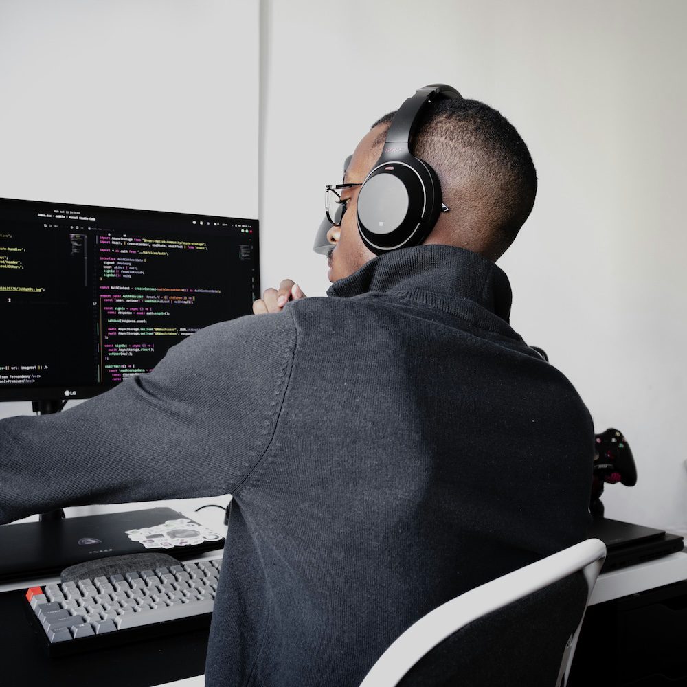 HackReactor's tweet card. In coding, it's essential to establish a solid foundation. Let’s take a look at the best languages for software engineers to learn in 2026.