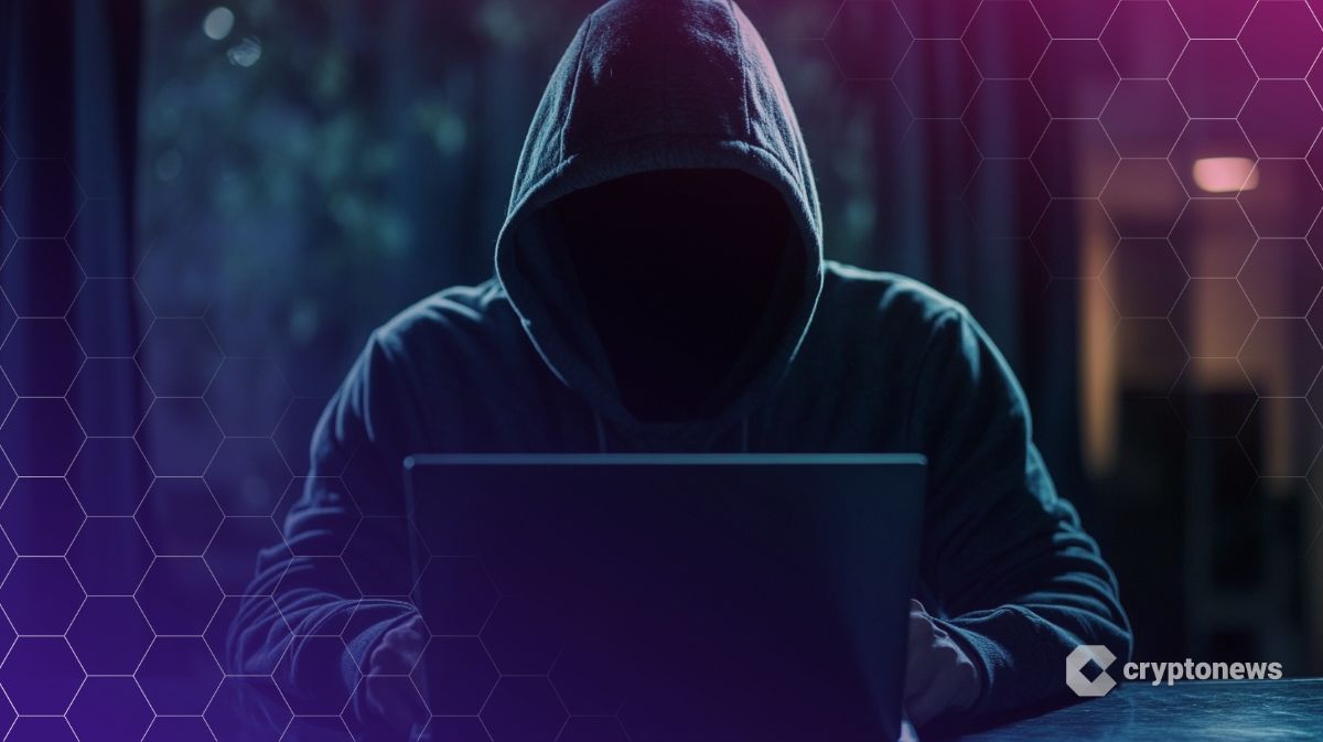 PeraAlgoWallet's tweet card. Apple patched a zero-click vulnerability in macOS, iOS, and iPadOS that affected iPhones, iPads, and Macs, with risks for crypto holders.