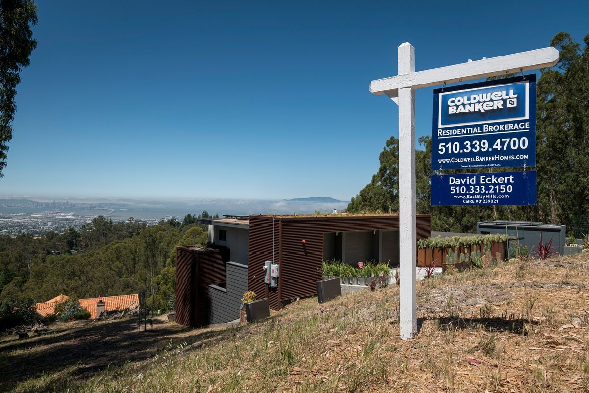 AdamTempkinNYC's tweet card. The U.S. housing market has become so heated that fix-and-flippers typically used to getting squeezed by Wall Street-backed firms are now competing more vigorously with ordinary American house...