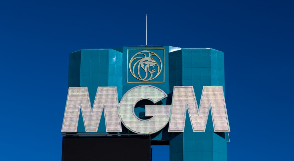 CyberNews's tweet card. MGM Resorts takes a $100m dollar hit to its third-quarter results from last month's cyberattack, according to an SEC filing, but no 4th quarter loss is expected.