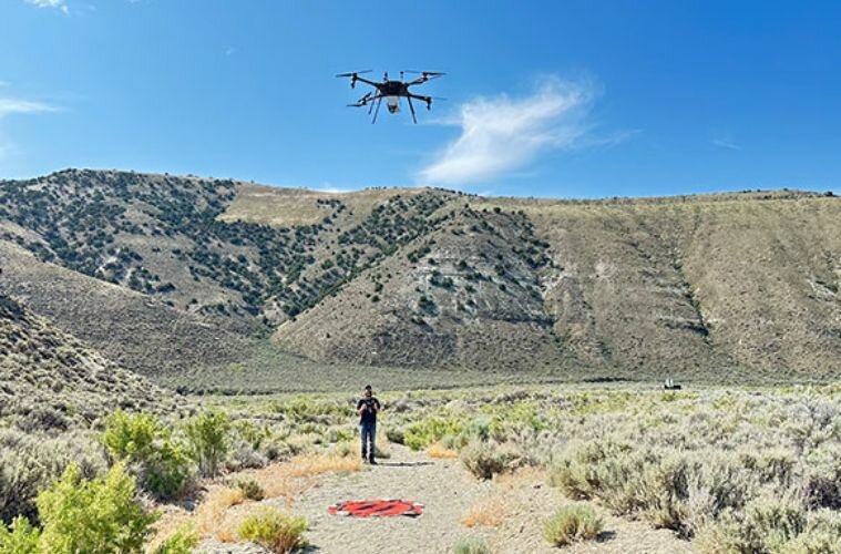 E_E_Leader's tweet card. University of Wyoming expands its Viz Center with drone-based hyperspectral imaging to map critical minerals, joining a national trend in geospatial research.