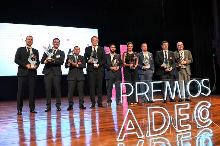 codipsapy's tweet card. El miércoles 8 de noviembre, el Salón de Convenciones del Banco Central del Paraguay (BCP) fue testigo de la edición 2023 de los Premios ADEC, el certamen con 28 años de trayectoria, que es actualm...
